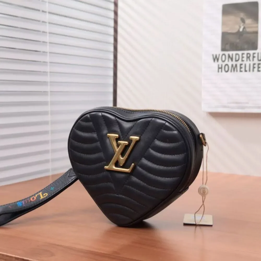 Louis Vuitton Women Pre-Loved Bag Very Good Condition